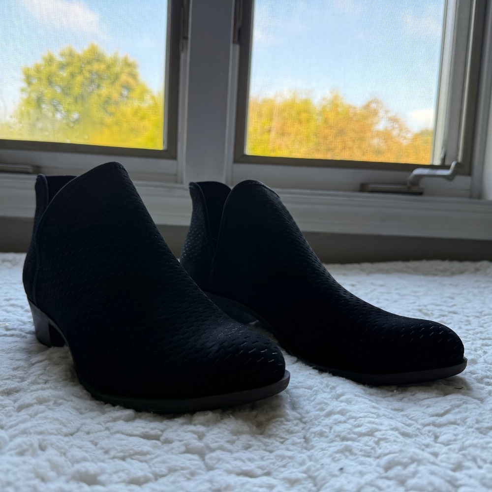 Lucky Brand Baley Ankle Bootie